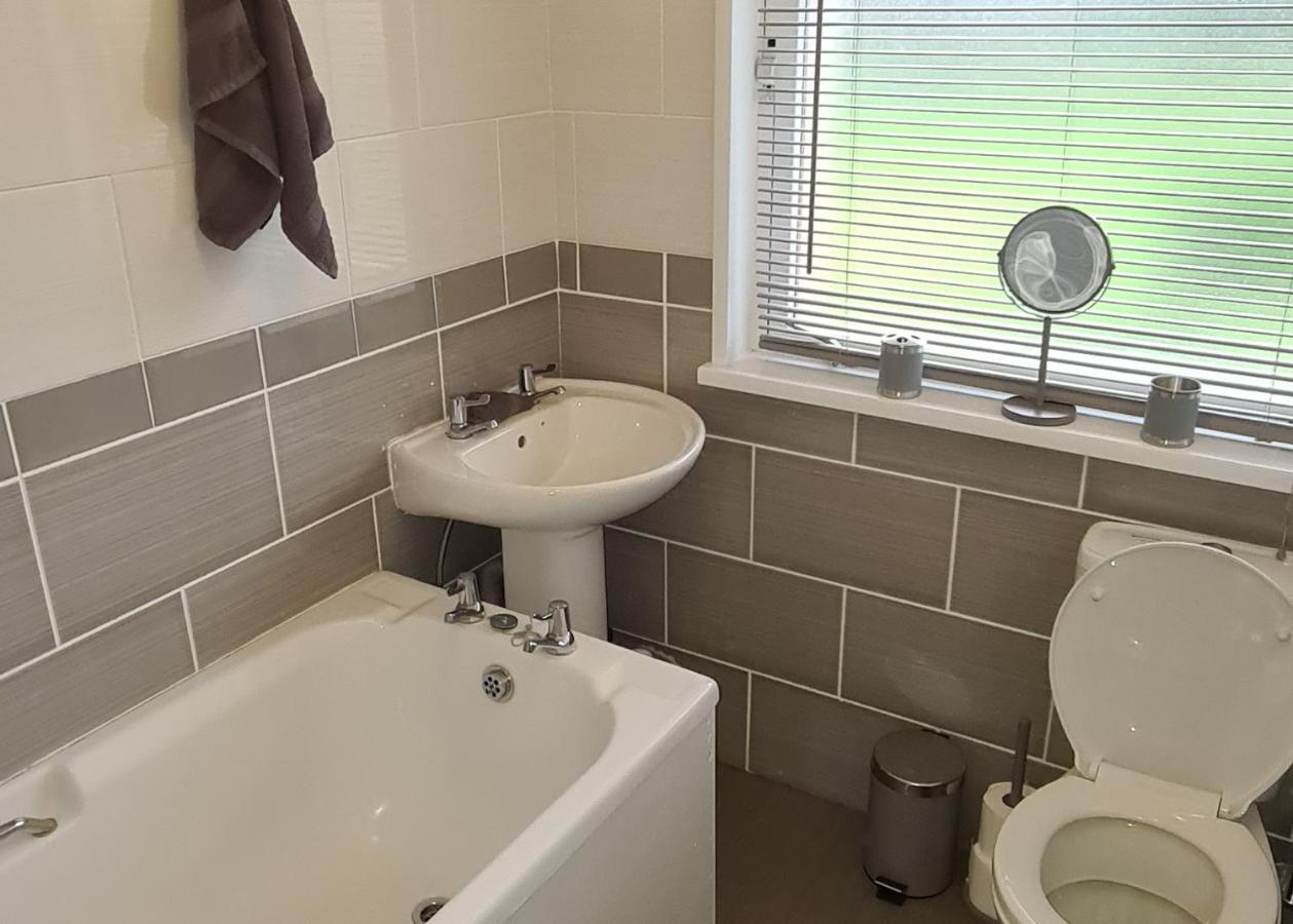 Beautiful 2-Bed Apartment In Campbeltown Extérieur photo